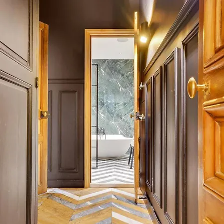 Luxury - Seine River And Eiffel Views דירה